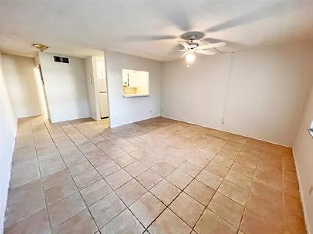 1300 Northeast 3rd Street — Photo 9