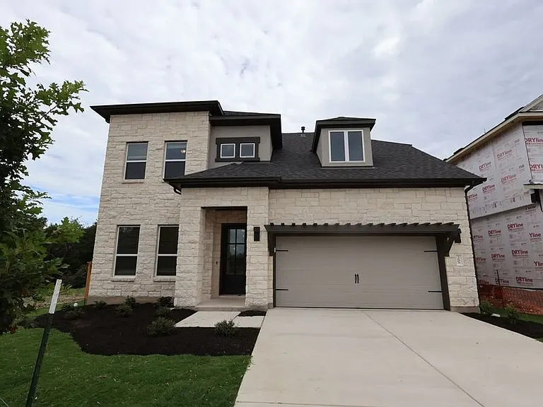 3609 Helena Way — Photo 1