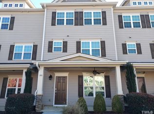 995 Tender Dr, Apex, NC 27502