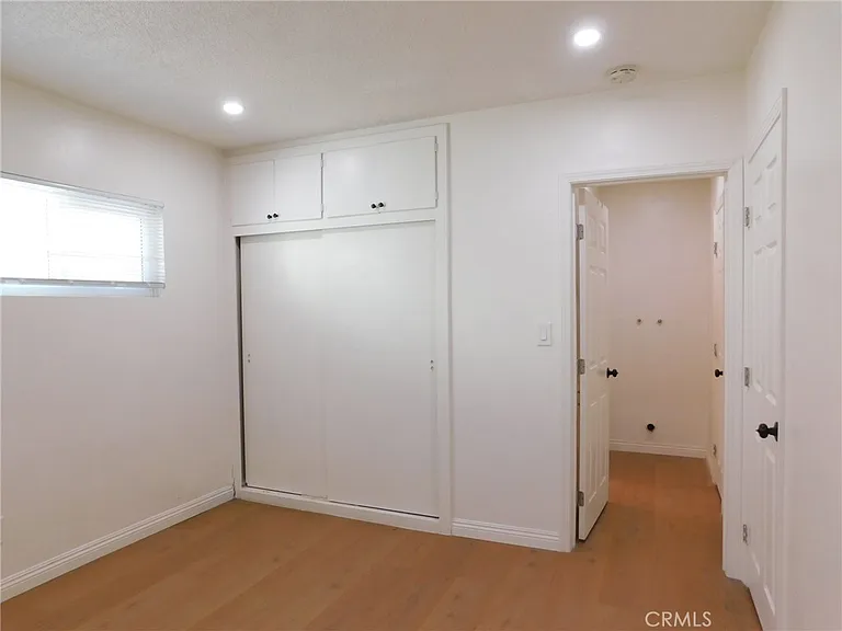 920 W Olive Ave #B — Photo 11