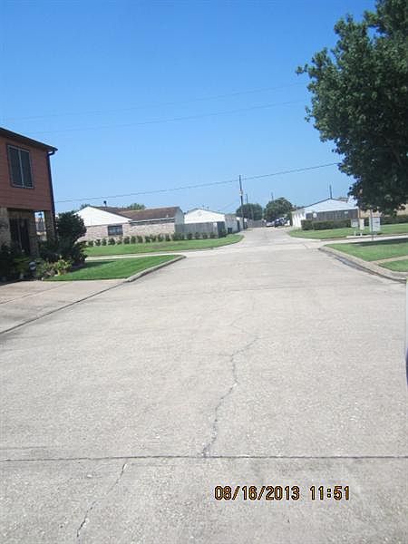 2nd image of 1184 Sunmeadow Dr