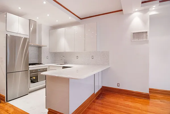 Rented by WAM Partners - William Moses Co. | media 14