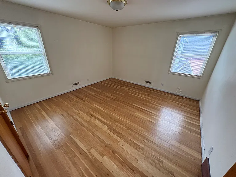 1608 Roxbury Rd #B — Photo 10