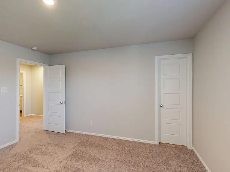 405 Wydown Dr — Photo 20