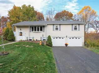 246 Dinatali Dr, Waterbury, CT 06705