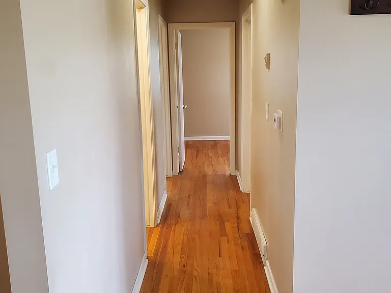 Hallway to 3 bedrooms