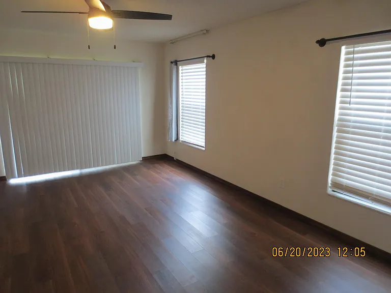 2002 Sycamore Ln — Photo 12