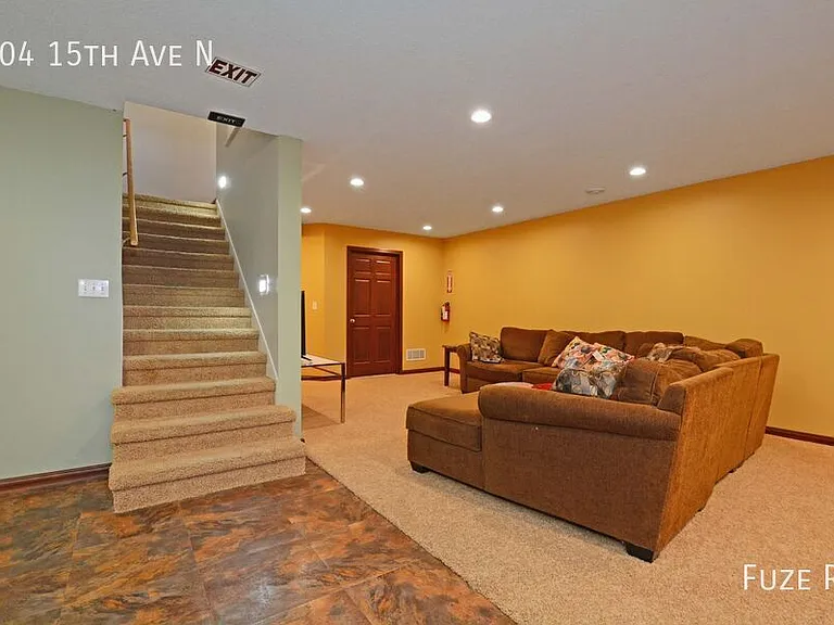 504 15th Ave N — Photo 22