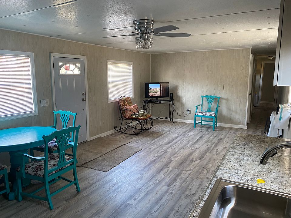 1st image of 838 Deer Ln