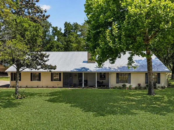 11241 Em En El Grove Rd, Leesburg, FL 34788
