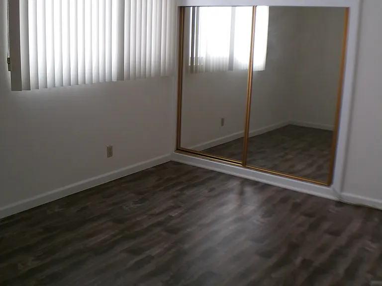 11901 Venice Blvd — Photo 6
