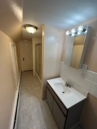 38 Tuttle St #2 — Photo 7