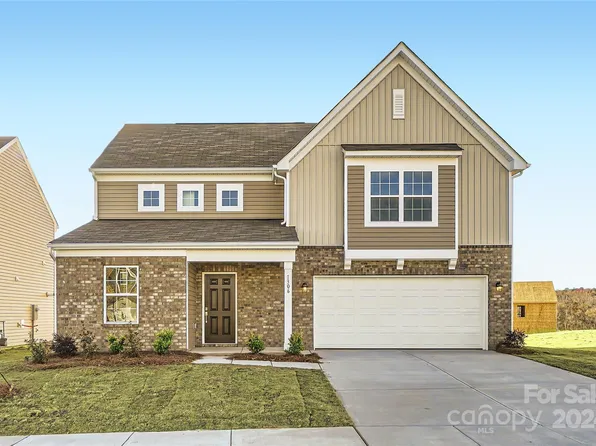1306 S Branch Dr, Edgemoor, SC 29712