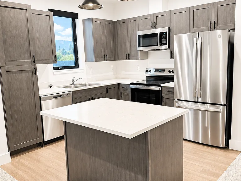 105 Colorado Ave #201 — Photo 1