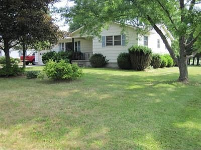 1st image of 4 Landau Dr