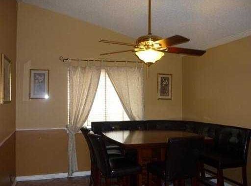 5th image of 2105 Bradford Pl