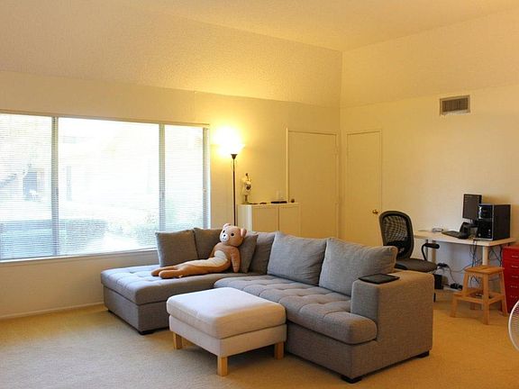 3rd image of 12516 Vicente Pl
