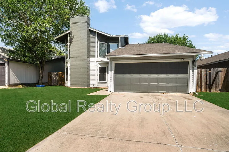 3 bed, 2.0 bath, 1832 sqft, $1,699 — Photo 2