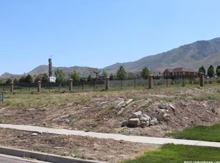 3917 S Beacon Dr, Saratoga Springs, UT 84045
