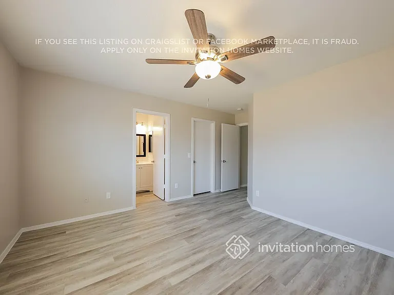 8559 W Carol Ave — Photo 9