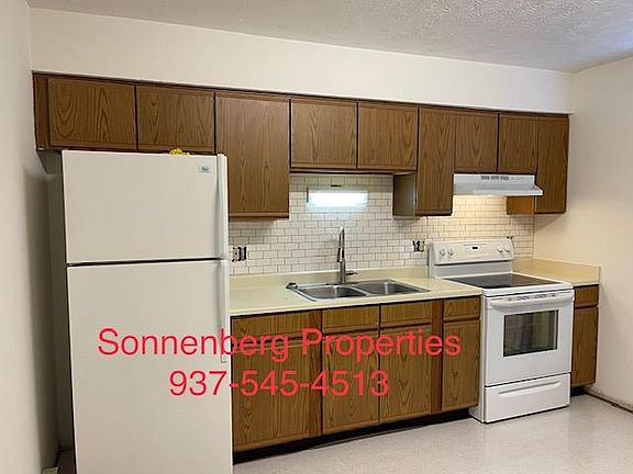 2nd image of 3335 Redbud Dr APT D
