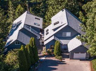1500 Silver Beach Rd, Bellingham, WA 98229