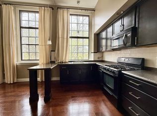 Spacious 2 Bedroom Apartment For Rent In Chester Pa, Chester, PA 19013