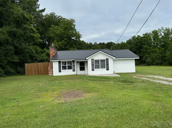 166 S Railroad Ave, Harleyville, SC 29448