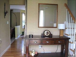 2nd image of 33 Michelle Dr