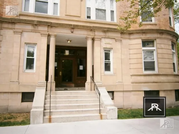 1824 Beacon St APT 2, Brookline, MA 02445