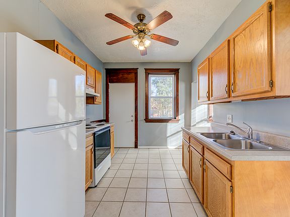 5th image of 3252 S Compton Ave Floor 2D