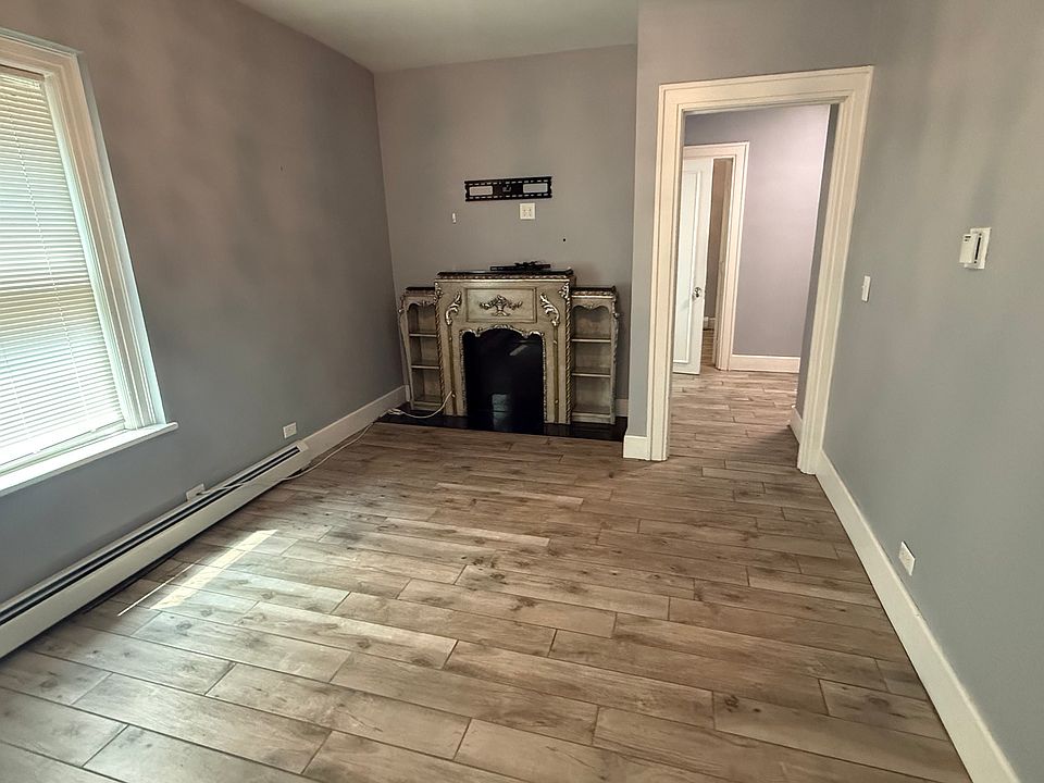 1st image of 244 Allen St #1