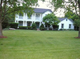 2209 Kehrsglen Ct, Chesterfield, MO 63005