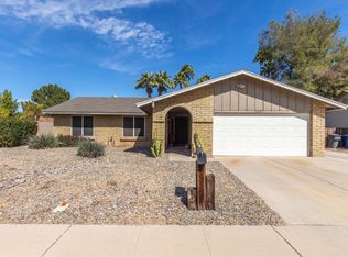 3233 N Woodburne Dr, Chandler, AZ 85224