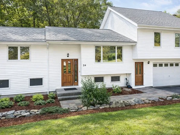 24 Seneca Dr, Hudson, MA 01749
