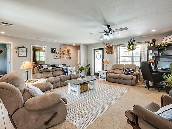 3rd image of 1440 Nocatee St