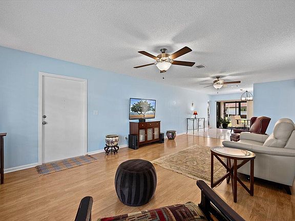3rd image of 4850 Hawkwood Place #B
