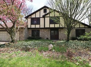 906 Knebworth Ct, Westerville, OH 43081