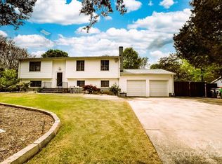 2316 Merimac Dr, Charlotte, NC 28273