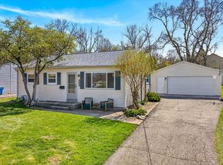 5408 Healy Ln, Monona, WI 53716