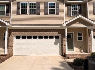 582 Gabriel Ln, Aberdeen, NC 28315