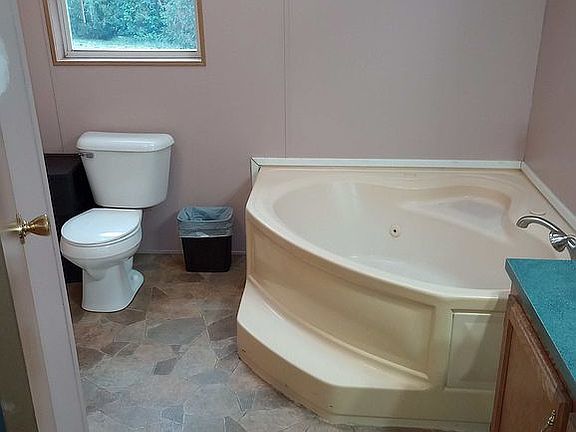 5th image of 14290 Winding Creek Ln