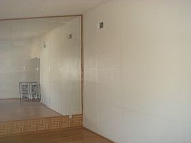 4th image of 5562 Surrey St