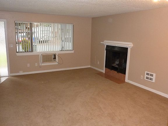 3rd image of 910 S Robinhood St #908