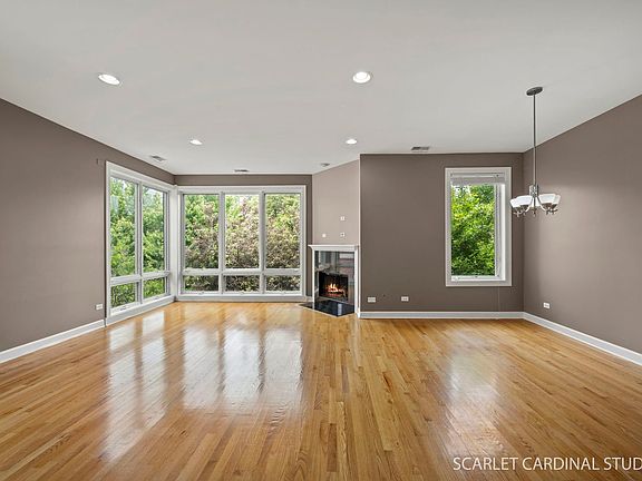 4th image of 1419 W Fillmore St APT 3W