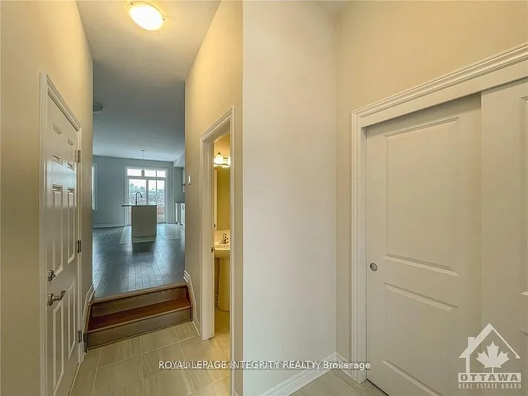 529 Enclave Ln — Photo 3