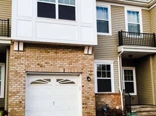 14 Tudor Dr, Somerset, NJ 08873