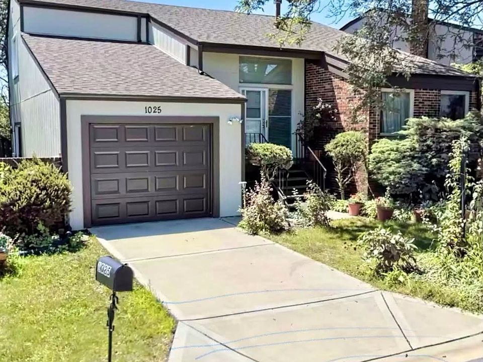 1st image of 1025 Park Crest Dr