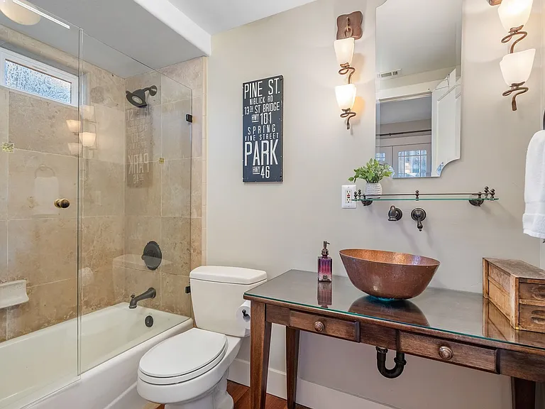 1241 Chestnut St — Photo 42