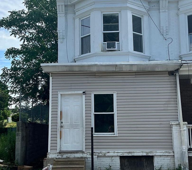 1st image of 1605 Brill St
